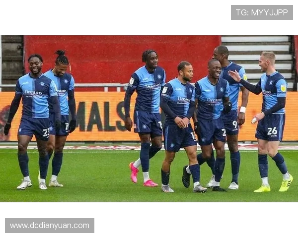 吉灵汉姆与查尔顿精彩对决视频回顾分析及比赛亮点总结